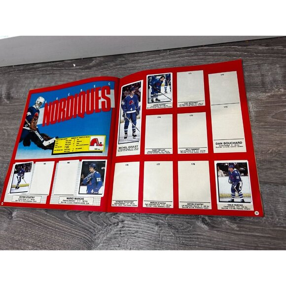 1984 O-Pee-Chee NHL Hockey Sticker Yearbook Paperback - Picture 4 of 6